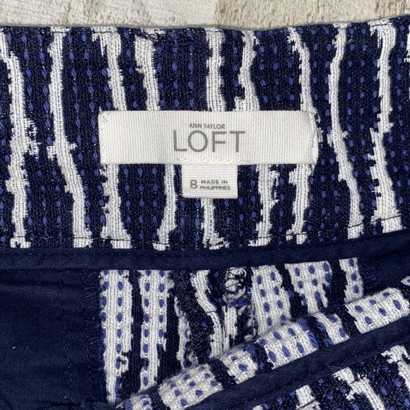 Ann Taylor LOFT the Riviera short size 8 - Picture 5 of 10